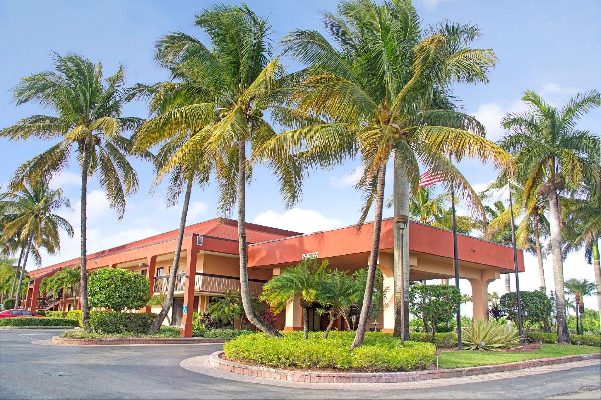 Days Inn By Wyndham Florida City Exterior photo