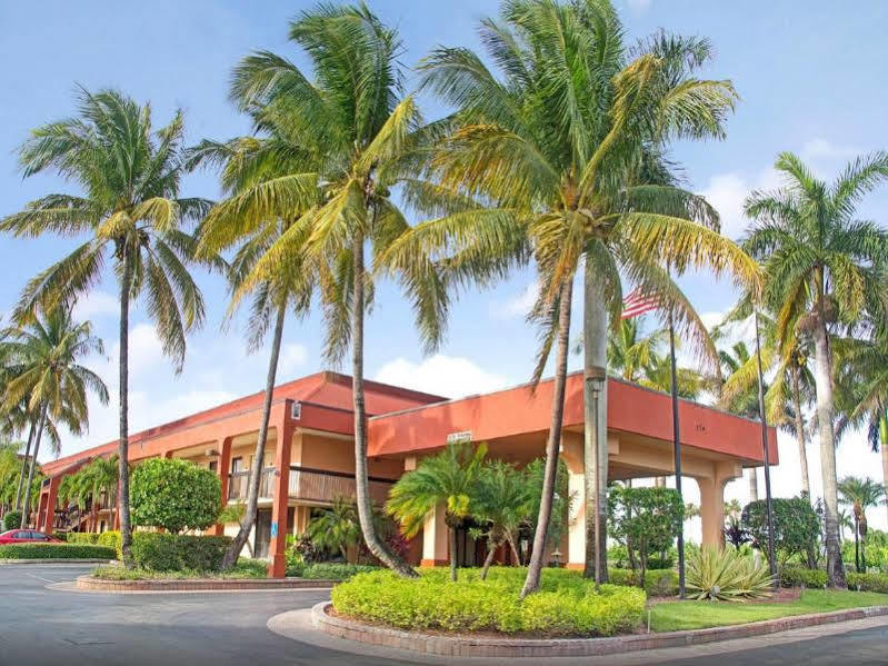 Days Inn By Wyndham Florida City Exterior photo